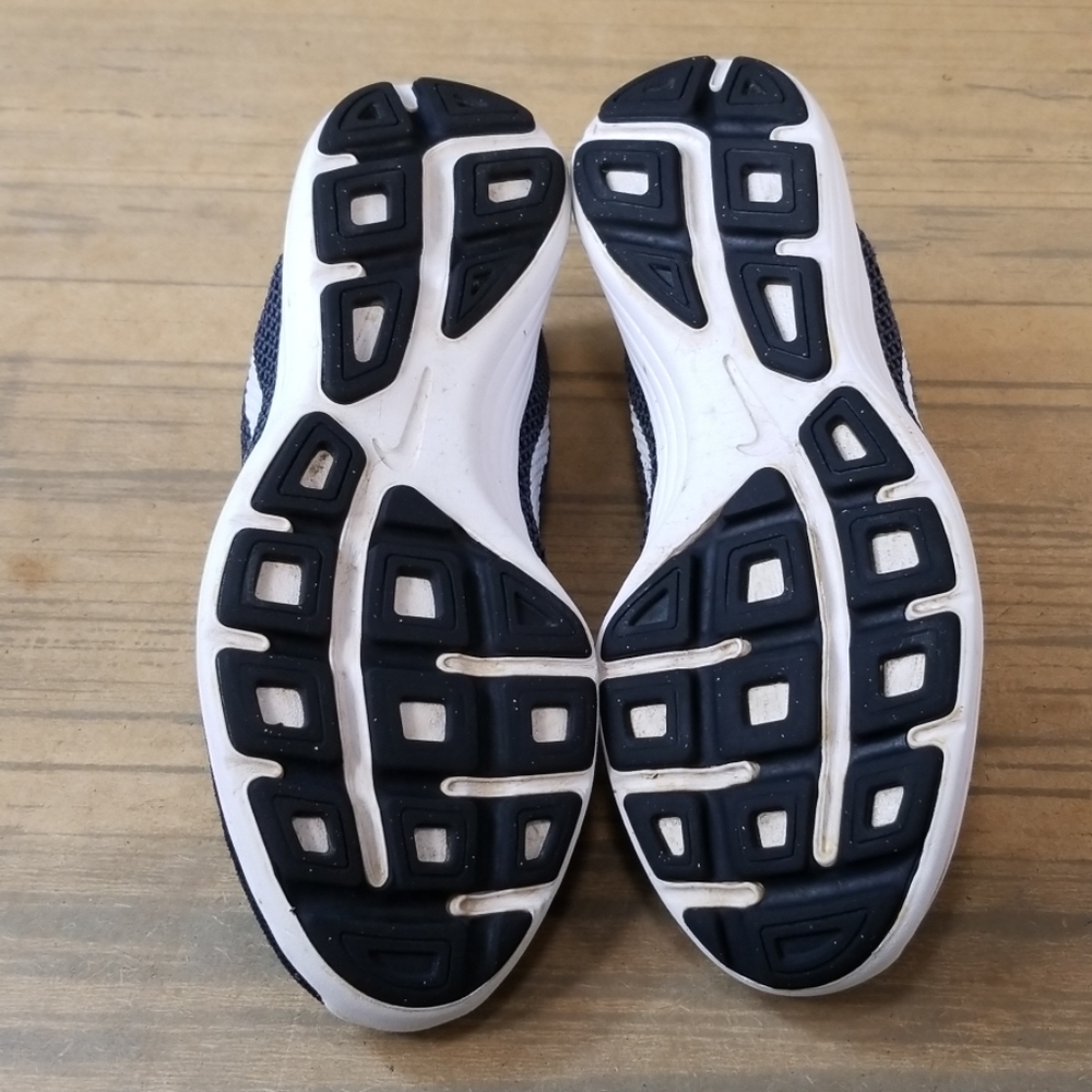 ***SOLD***Nike Revolution 3 Mens Running Sneakers - Picture 7 of 8